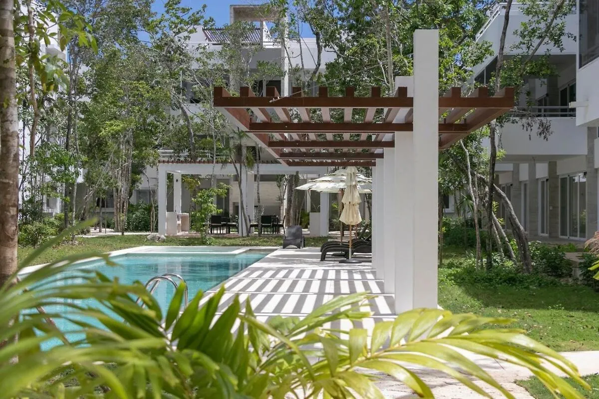 Milagro 5 Minutes To Beach 2 Pools Private Balcony Gym Tulum